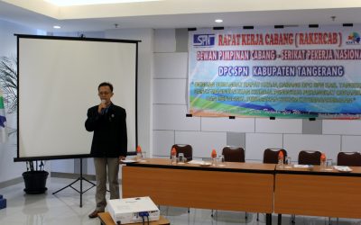 UPAH PADAT KARYA ANCAMAN BAGI SERIKAT PEKERJA DI BASIS TEKSTIL, SANDANG, KULIT DAN PERSEPATUAN