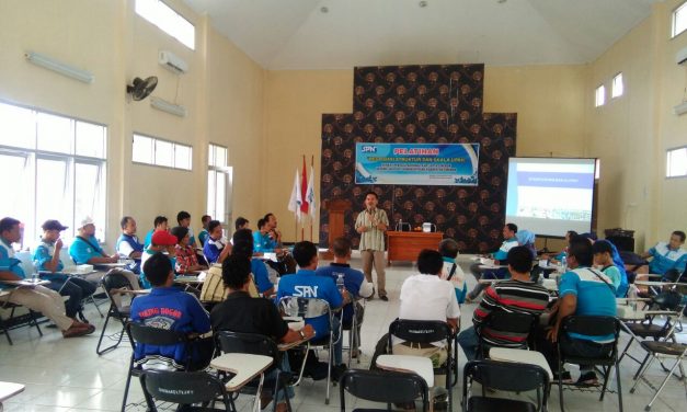 PELATIHAN NEGOSIASI STRUKTUR DAN SKALA UPAH SPN KABUPATEN CIREBON