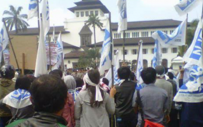 UPAH SEKTORAL DITOLAK GUBERNUR BURUH TEMUI WALIKOTA BANDUNG