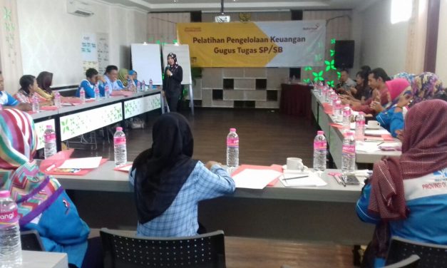 PELATIHAN MENGELOLA KEUANGAN KELUARGA
