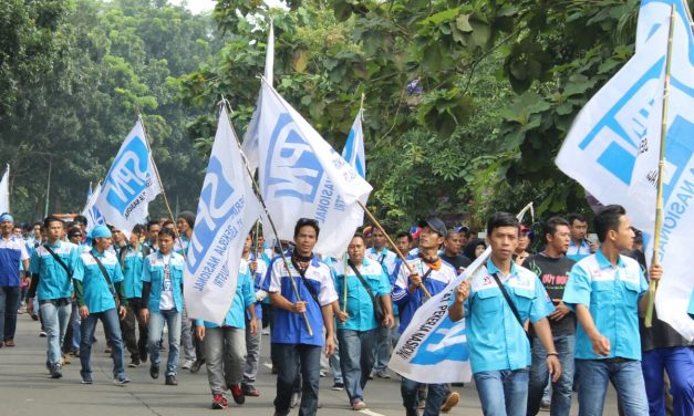 PENGAWALAN SIDANG PLENO DEPEPROV BANTEN PENETAPAN UMP BANTEN 2018