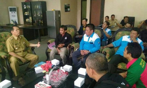 DUA KALI TURUN KE JALAN, BURUH KABUPATEN SEMARANG TERIMA KENYATAAN PAHIT
