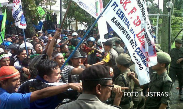 BURUH SUMATERA UTARA MENAGIH JANJI GUBERNUR
