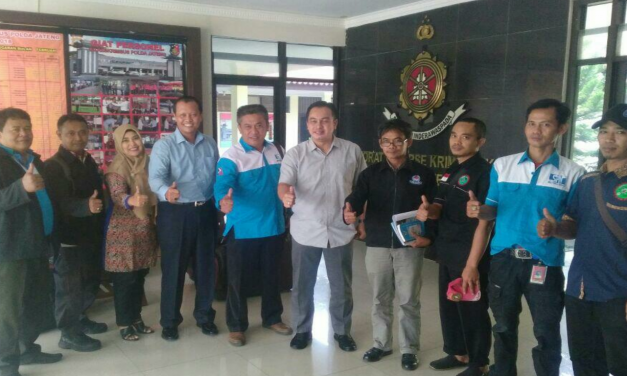 GEMPUR AUDENSI KE POLDA JATENG