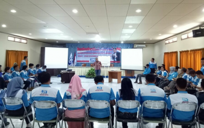 PELATIHAN JURNALISTIK DAN PUBLIC SPEAKING DPC SPN KABUPATEN SERANG
