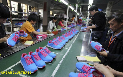 PENGUSAHA SEPATU INDONESIA MENUNGGU PERANG DAGANG ANTARA AMERIKA DAN CHINA