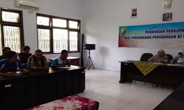 KARYAWAN MAL BORUBODUR KOTA PEKALONGAN MENUNTUT PESANGON