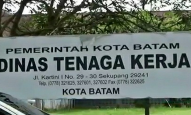 REVISI USULAN UMSK BATAM DISERAHKAN LAGI KE GUBERNUR DENGAN ANGKA SAMA