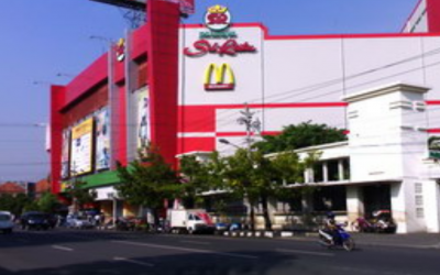 EKS PEKERJA PASAR RAYA SRI RATU KEMBALI MELAKUKAN AKSI UNJUK RASA