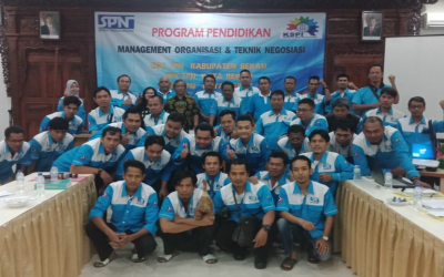 TRAMPIL BERNEGOSIASI DAN BERACARA DI PHI