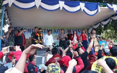 MAY DAY DI BEKASI DENGAN PANGGUNG HIBURAN DAN BAZAR