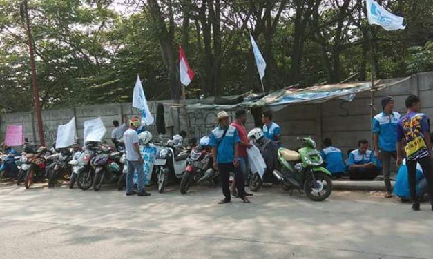 AKSI UNJUK RASA BURUH PT KARUNIA MULYA ABADI TANGERANG