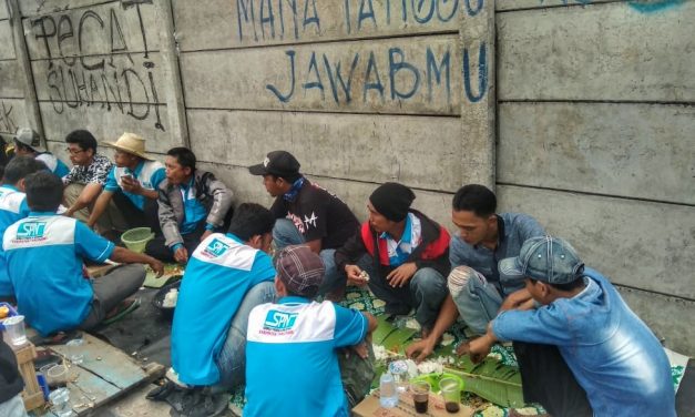 DIOBRAL, KOMPENSASI BURUH PT KMA HANYA 1 JUTA PERTAHUN