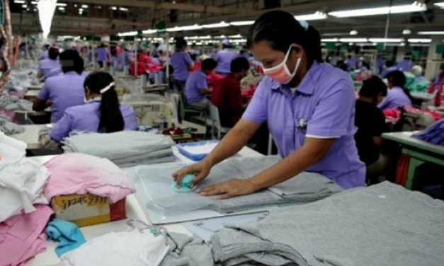 UPAH BURUH NIKE APPAREL TIDAK SEBANDING HARGA JERSEYNYA