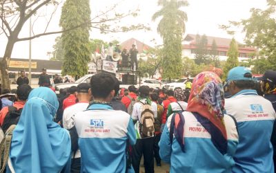 AKSI BURUH BOGOR MENUNTUT PERBAIKAN PELAYANAN KESEHATAN