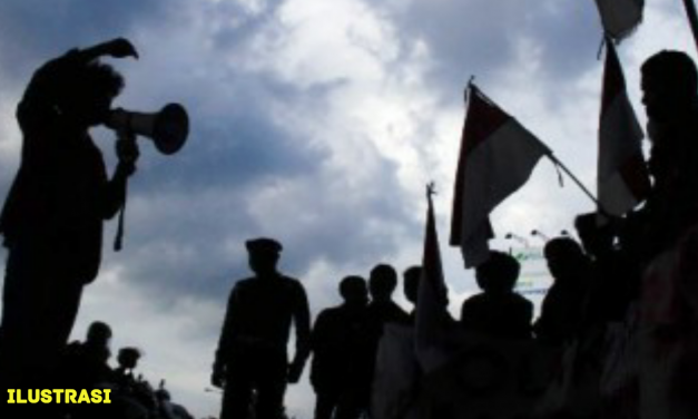 BURUH SUBANG MENUNTUT PEMBATALAN PERGUB NO 54/2018 DAN PP NO 78/2015