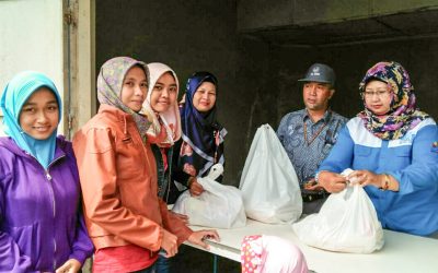 BAKTI SOSIAL PABRIK CAMBRIK GABUNGAN KOPERASI BATIK INDONESIA
