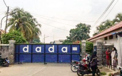 RIBUAN PEKERJA PT DADA INDONESIA BERHARAP PERUSAHAAN TIDAK PAILIT