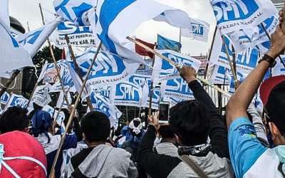 BURUH DIANTARA GERAKAN DAN KESADARANNYA