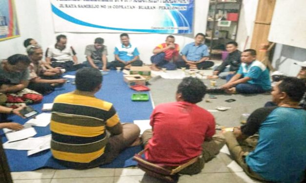 LINTAS SP/SB KABUPATEN PEKALONGAN MINTA KENAIKAN UMK 2019 SEBESAR 9% DARI KHL