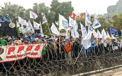 GUBERNUR PROVINSI JATIM RENCANANYA AKAN UMUMKAN UMK PADA 16/11/2018