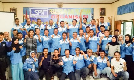 PENGURUS DITUNTUT UNTUK MAHIR BERUNDING