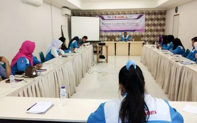 MENCETAK PEMIMPIN DARI PEREMPUAN
