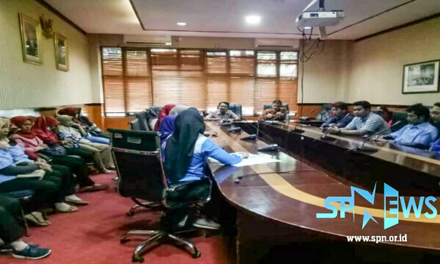 MENCARI KEADILAN BAGI 38 ORANG KORBAN PHK SEPIHAK PT LUNG CHEONG BROTHERS INDONESIA