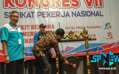 BANGKIT BERSAMA MENUJU ERA REVOLUSI INDUSTRI 4.0