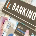 EFEK DIGITALISASI MEMBUAT 50.000 PEKERJA BANK DI PHK