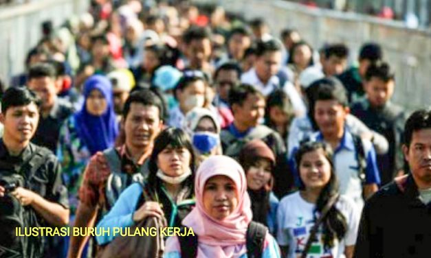 UPAH HANYA DIBAYAR SETENGAH, PEKERJA PULANG LEBIH AWAL