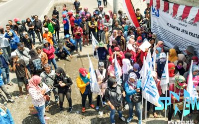 GAK MAU BAYAR CUTI HAID, PT SIANTAR JAYA EKATAMA PHK PEKERJA