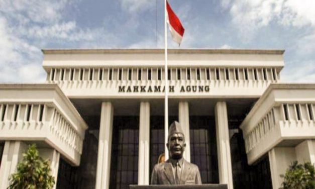 3 SURAT EDARAN MAHKAMAH AGUNG RUGIKAN PEKERJA