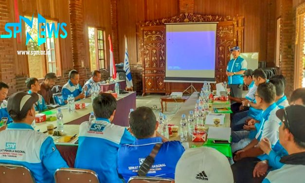 DIKLAT KEMANDIRIAN MENANGANI PERSELISIHAN TENAGA KERJA DITINGKAT BASIS