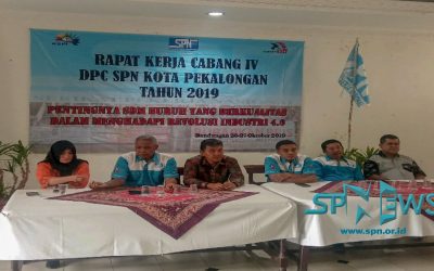 PENTINGNYA SDM BURUH YANG BERKUALITAS DALAM MENGHADAPI REVOLUSI INDUSTRI 4.0