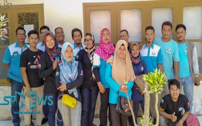 UNSUR BURUH TOLAK TANDATANGANI BERITA ACARA REKOMENDASI UMK CIREBON
