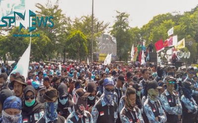 TOLAK UPAH MURAH ALIANSI SP/SB KABUPATEN SERANG SAMBANGI KANTOR BUPATI