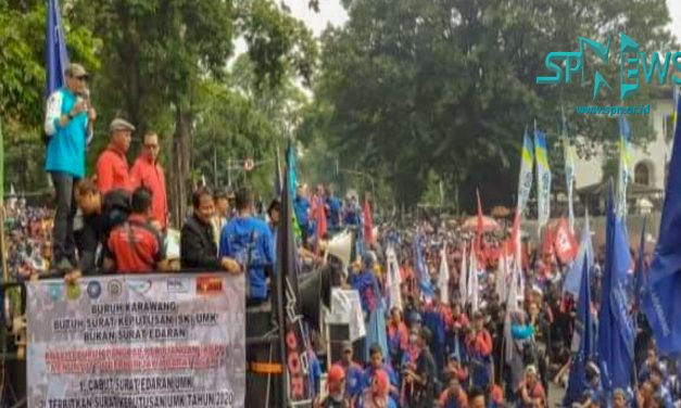 BURUH TETEP DEMO MESKI RIDWAN KAMIL SUDAH KELUARKAN SK