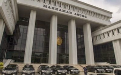 NAIKIN TARIF BPJS KESEHATAN, PRESIDEN JOKOWI DIGUGAT KE MA