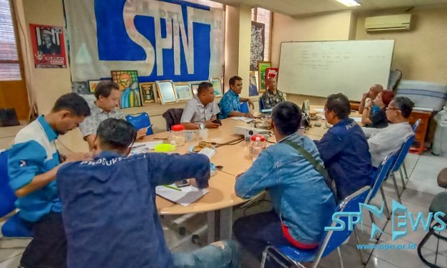 DUGAAN PELANGGARAN KETENAGAKERJAAN DI PT GERBANG SARANA BAJA