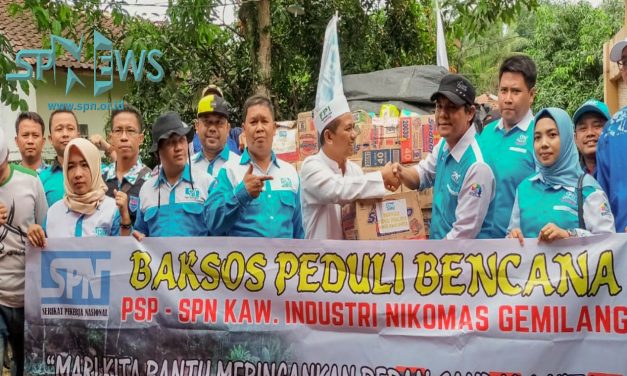 PSP SPN KAWASAN INDUSTRI NIKOMAS GEMILANG SERAHKAN BANTUAN KE LOKASI BENCANA LEBAK BANTEN
