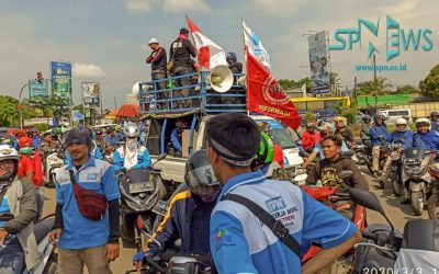 AKSI UNRAS BURUH BANTEN TUTUP RUAS JALAN RAYA SERANG – JAKARTA