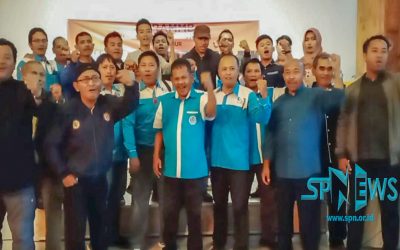 GERAKAN MAHASISWA MASYARAKAT DAN BURUH JAWA TIMUR MENOLAK RUU OMNIBUS LAW CIPTA KERJA
