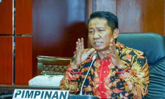 KETUA BALEG DPR RI MERESPON POSITIF KEBERATAN PEMBAHASAN RUU CIPTA KERJA