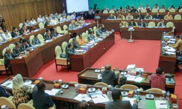 PSHK MENUDING PROSES RUU CIPTA KERJA LANGGAR PROSEDUR LEGISLASI