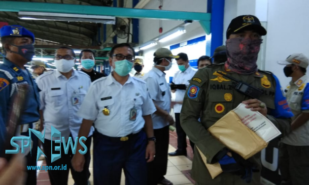 PEMBERLAKUAN PSBB, PABRIK DI KBN CAKUNG DISEGEL