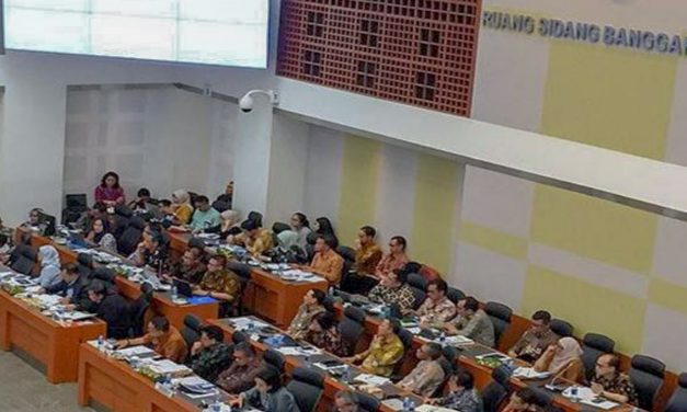 BANGGAR SETUJU PERPPU COVID – 19 JADI UU