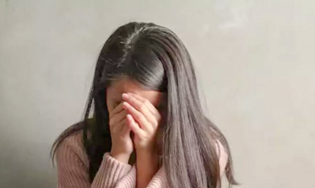 DUA PEKERJA DIPHK DAN DIUSIR DARI KONTRAKANNYA