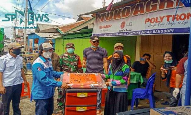 PENYALURAN BANTUAN UNTUK KORBAN KEBAKARAN PASAR KEUREA