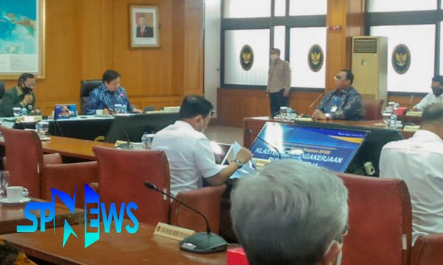 RAPAT PEMERINTAH DENGAN KONFEDERASI DAN FEDERASI SP/SB BERAKHIR TANPA KESIMPULAN